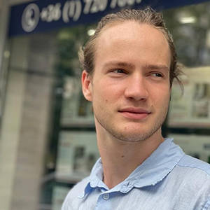 Tar Péter